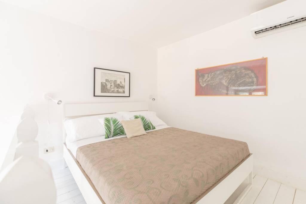 Iflat Colosseum Wide Apartment Rome Bagian luar foto